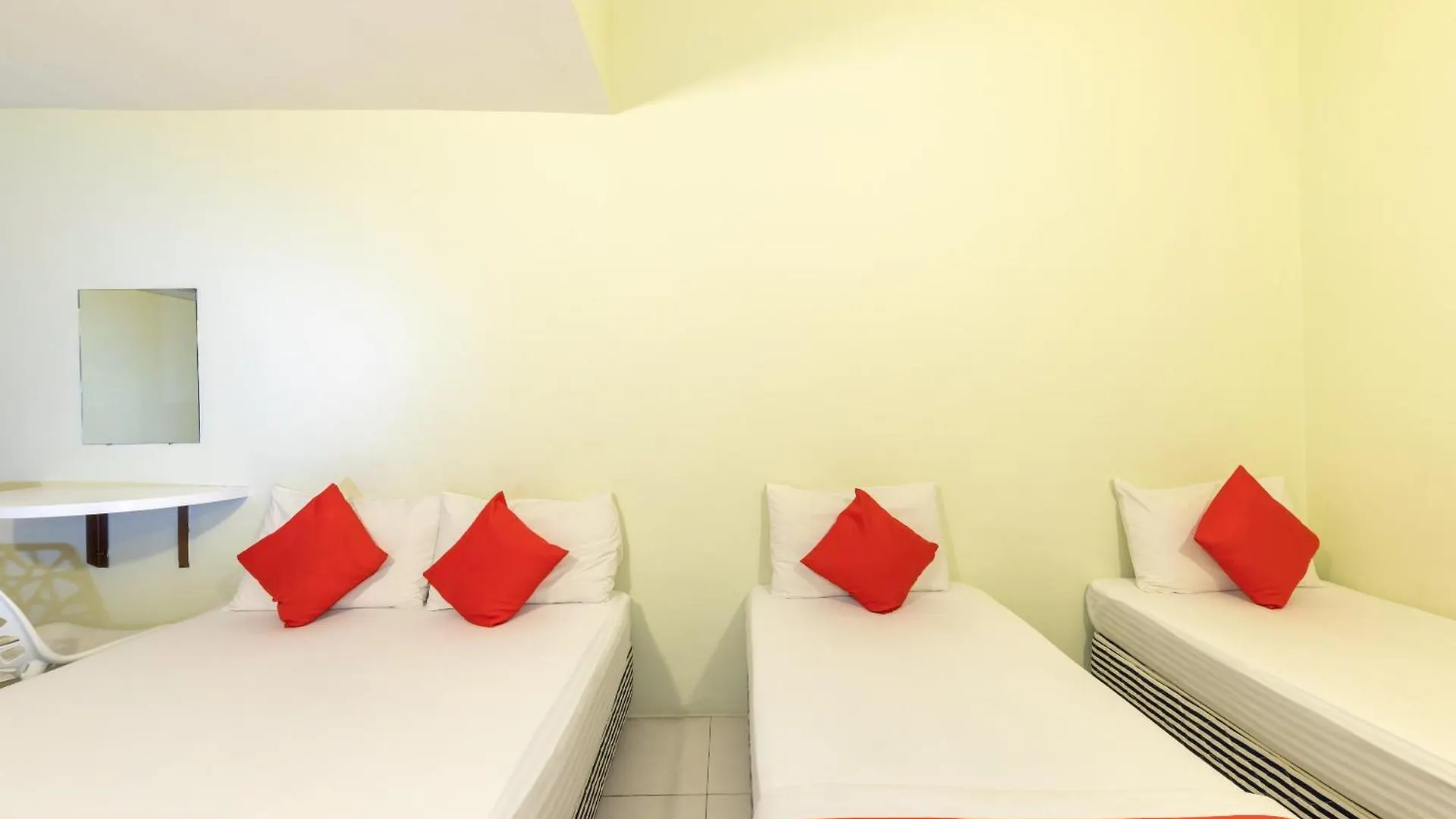 Super Oyo 432 My 7Days Inn Johor Bahru 2*,